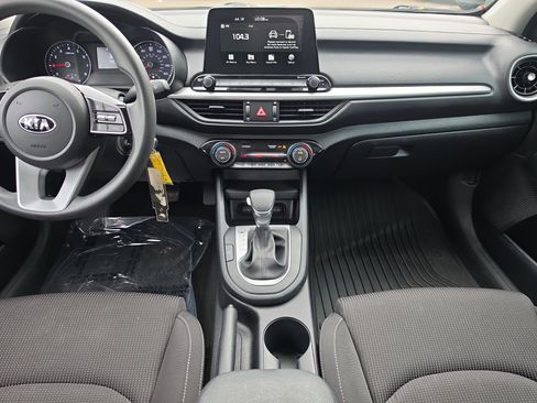 Used 2019 Kia Forte LXS FWD image 14
