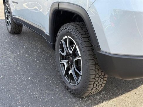 New 2026 Jeep Compass Trailhawk image 6