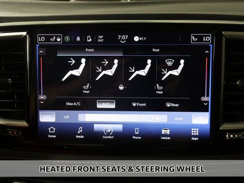 Used 2023 Chrysler Pacifica Touring-L FWD image 6