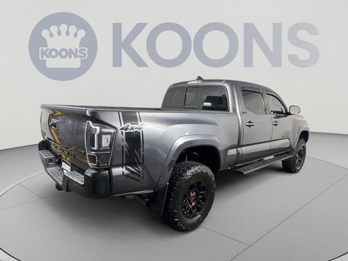 Used 2022 Toyota Tacoma SR5 AWD/4WD image 7