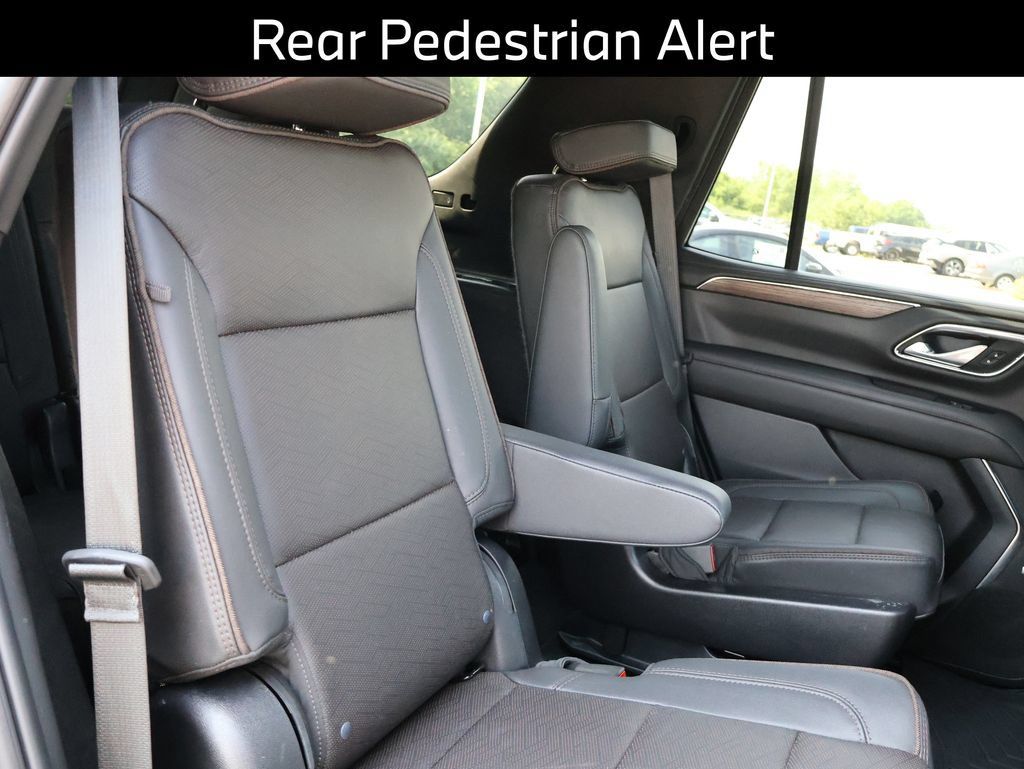 Used 2023 Chevrolet Tahoe High Country AWD/4WD image 39