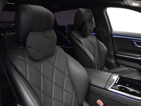 Used 2021 Mercedes-Benz Maybach S 580 4MATIC image 17