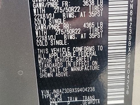 Certified 2025 INFINITI QX80 Sensory image 10