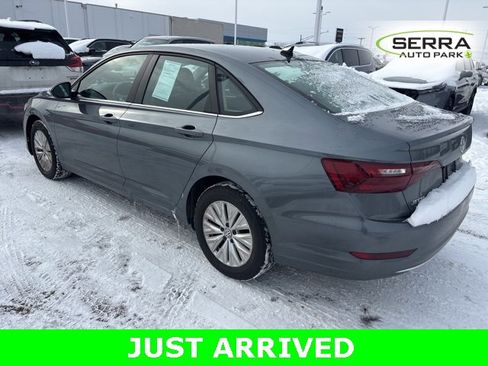 Used 2020 Volkswagen Jetta S image 4
