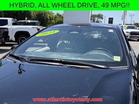 Certified 2023 Toyota Corolla SE w/ Carpet Mat Package (TMS) AWD/4WD image 15