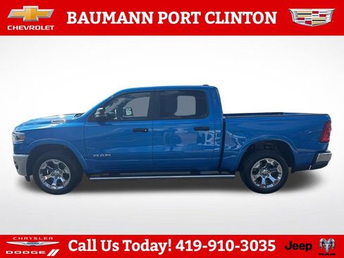 Used 2025 RAM 1500 Big Horn AWD/4WD image 4