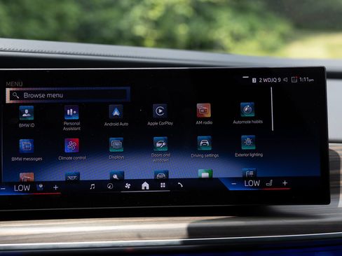 Used 2025 BMW 760i xDrive w/ Executive Package AWD/4WD image 7