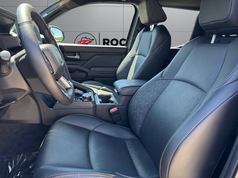 Certified 2024 Toyota Tacoma Limited w/ Limited Package (LT) AWD/4WD image 10