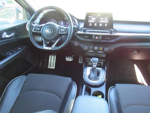 Used 2020 Kia Forte GT-Line w/ GT-Line Premium Package FWD image 16