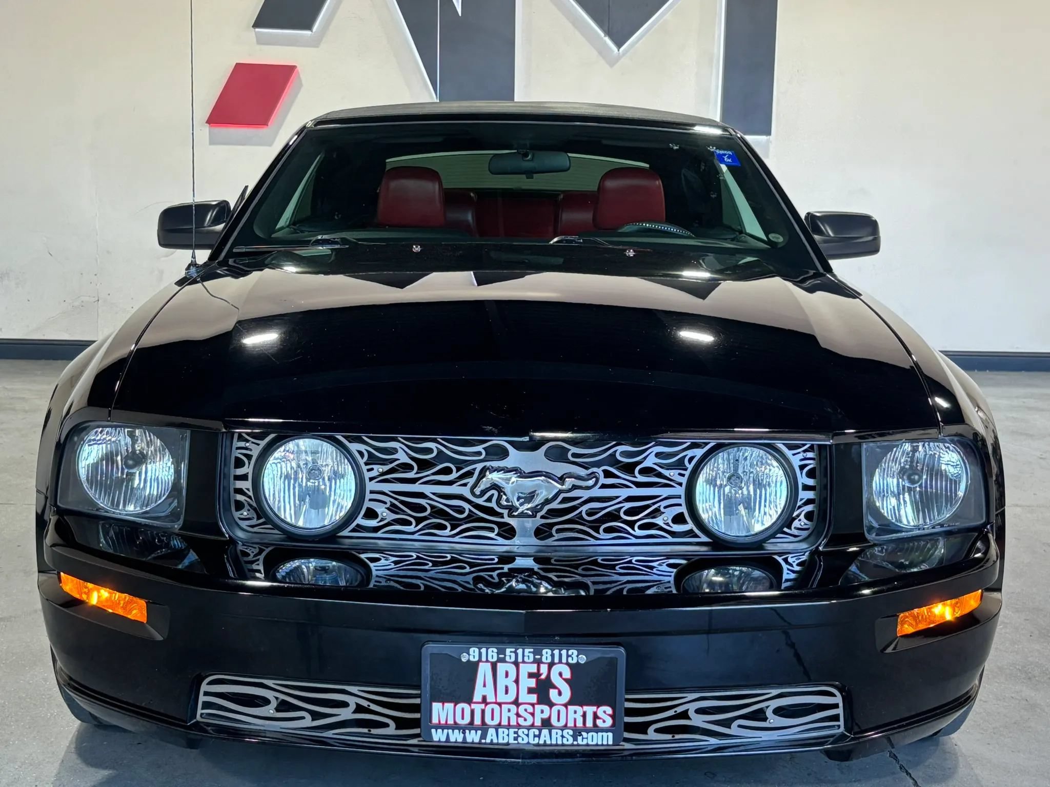 Used 2005 Ford Mustang GT Premium RWD image 3