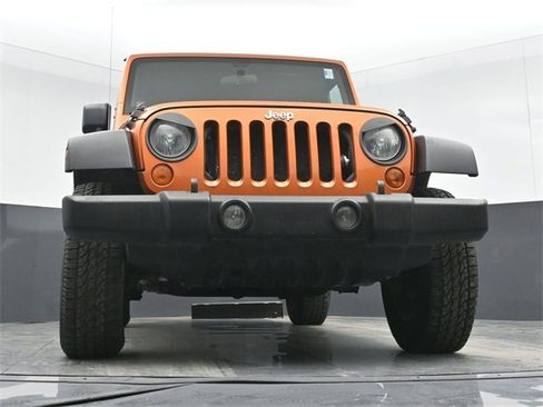Used 2011 Jeep Wrangler Unlimited Sport image 39