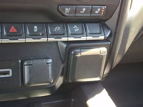 Used 2021 GMC Sierra 1500 Denali AWD/4WD image 26