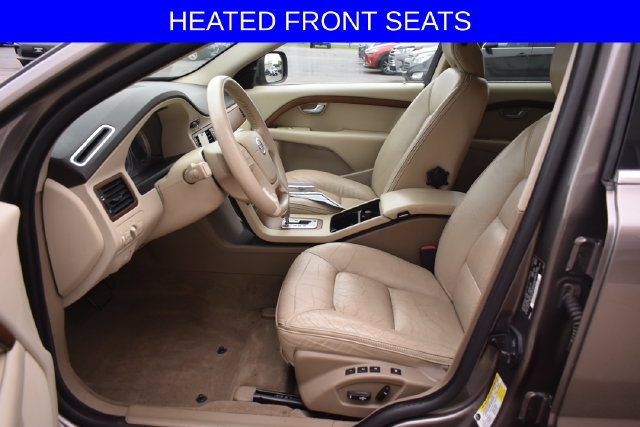 Used 2010 Volvo XC70 3.2 AWD/4WD image 4
