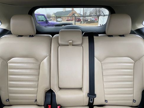 Used 2024 Ford Edge SEL image 27