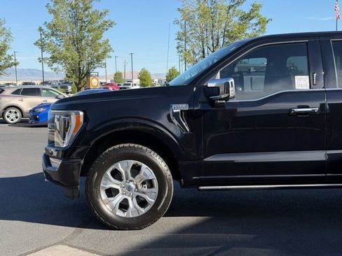 Used 2021 Ford F150 Platinum w/ FX4 Off-Road Package AWD/4WD image 9