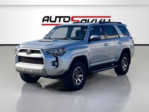 Used 2019 Toyota 4Runner TRD Off-Road Premium image 3