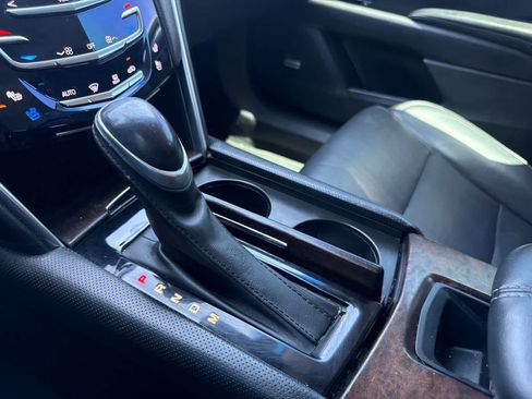 Used 2019 Cadillac XTS Luxury FWD image 31