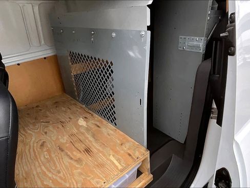 Used 2022 Ford Transit Connect XL image 16