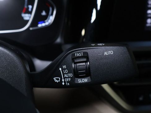 Used 2021 BMW 330i xDrive Sedan w/ Convenience Package image 27