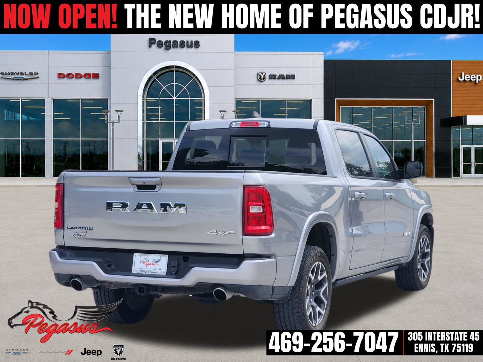 Used 2025 RAM 1500 Laramie w/ Laramie Southwest Edition AWD/4WD image 5