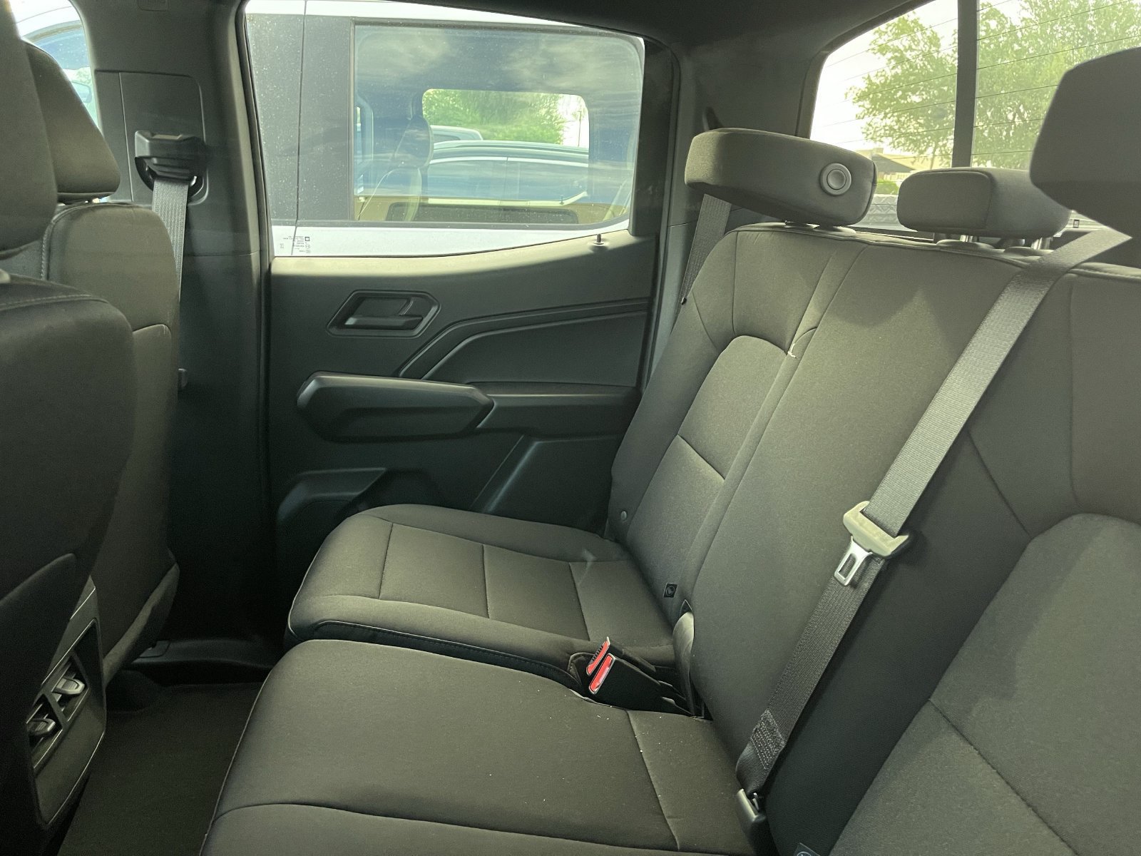 Used 2024 Chevrolet Colorado Trail Boss w/ Advanced Trailering Package AWD/4WD image 8