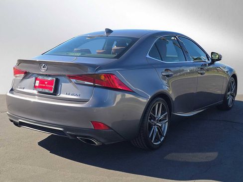 Used 2017 Lexus IS 200t image 3