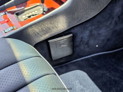 Used 1988 Mercedes-Benz 560 SL image 50