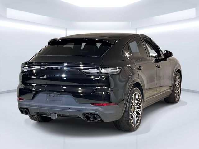 Used 2023 Porsche Cayenne S AWD/4WD image 7