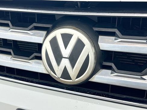 Used 2019 Volkswagen Atlas S image 24