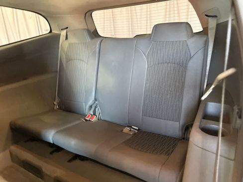 Used 2015 Chevrolet Traverse LT FWD image 17
