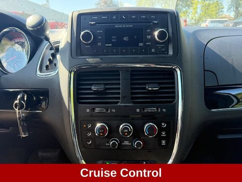 Used 2015 Dodge Grand Caravan SXT FWD image 15