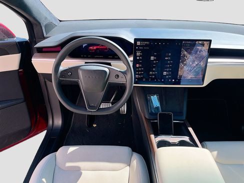 Used 2023 Tesla Model X AWD/4WD image 22