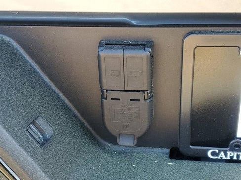 Used 2026 GMC Sierra 2500 AT4X image 6