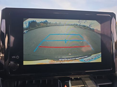 Used 2025 Toyota Corolla LE image 24