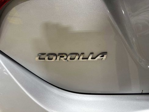Used 2016 Toyota Corolla L image 23