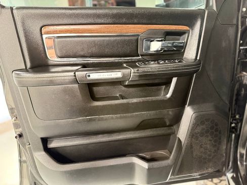 Used 2018 RAM 3500 Laramie AWD/4WD image 12