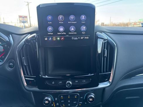 Certified 2023 Chevrolet Traverse LT image 24