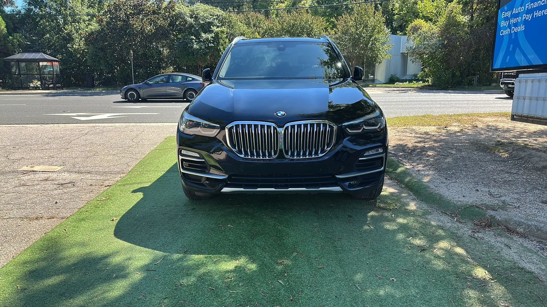 Used 2020 BMW X5 xDrive40i w/ Convenience Package AWD/4WD image 2