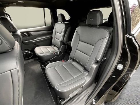 New 2026 Buick Enclave Sport Touring w/ Power Package AWD/4WD image 11