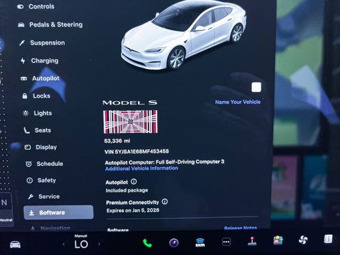 Used 2021 Tesla Model S Plaid image 25