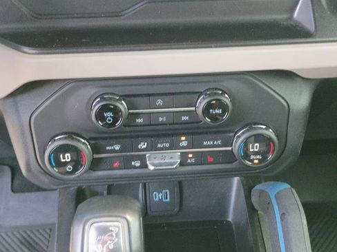Used 2021 Ford Bronco Wildtrak AWD/4WD image 19