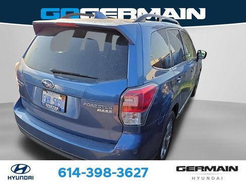 Used 2017 Subaru Forester 2.5i Touring AWD/4WD image 9
