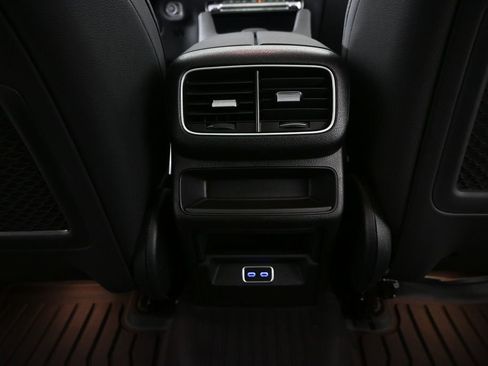 Certified 2026 Mercedes-Benz GLE 450e 4MATIC image 18