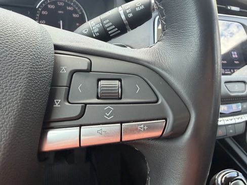 Certified 2023 Cadillac XT4 Premium Luxury w/ Enhanced Visibility Package FWD image 27