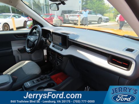 Certified 2022 Ford Maverick XLT w/ Equipment Group 300A Standard AWD/4WD image 18