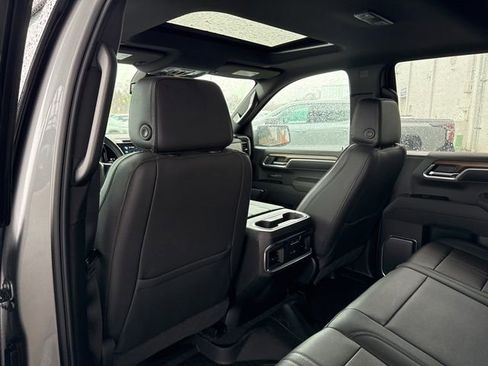 New 2026 Chevrolet Silverado 1500 High Country w/ Z71 Off-Road Package AWD/4WD image 29
