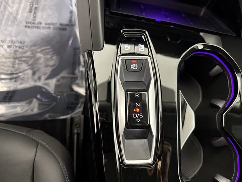 Certified 2025 Audi Q5 Premium Plus w/ Premium Plus AWD/4WD image 16