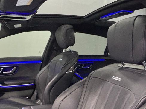 Used 2025 Mercedes-Benz S 63 AMG S image 12