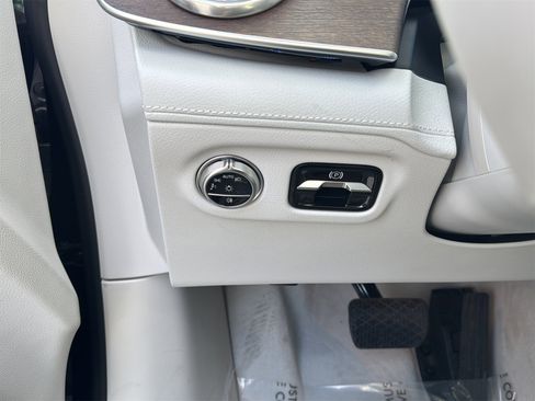 Certified 2023 Mercedes-Benz EQS 450+ 4MATIC Sedan image 22