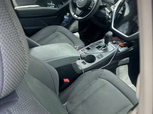 Used 2024 Subaru Crosstrek 2.0i Premium AWD/4WD image 27